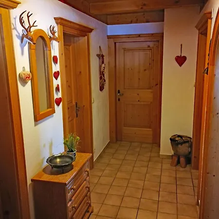 Drieluik Og Appartement